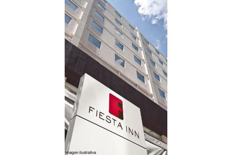 Fiesta Inn Morelia Altozano Экстерьер фото